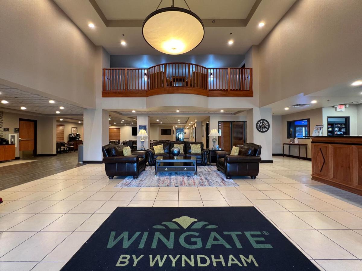 Wingate By Wyndham Coon Rapids Hotel Esterno foto